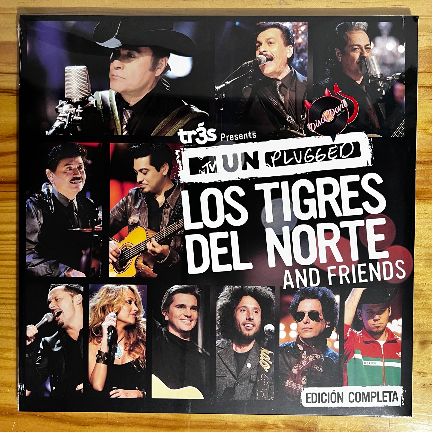 Los Tigres Del Norte - Los Tigres Del Norte And Friends, MTV Unplugged