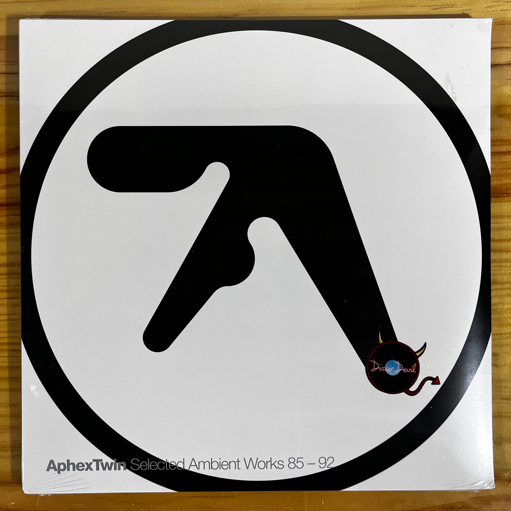 Aphex Digicoder Aphex Twin - Selected Ambient Works 85-92 – Disco Devil | Página Oficial
