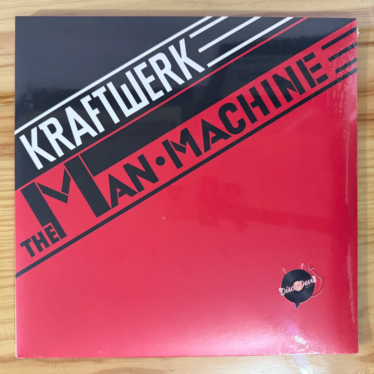 Disc Devil Machine Kraftwerk - The Man Machine – Disco Devil | Página Oficial