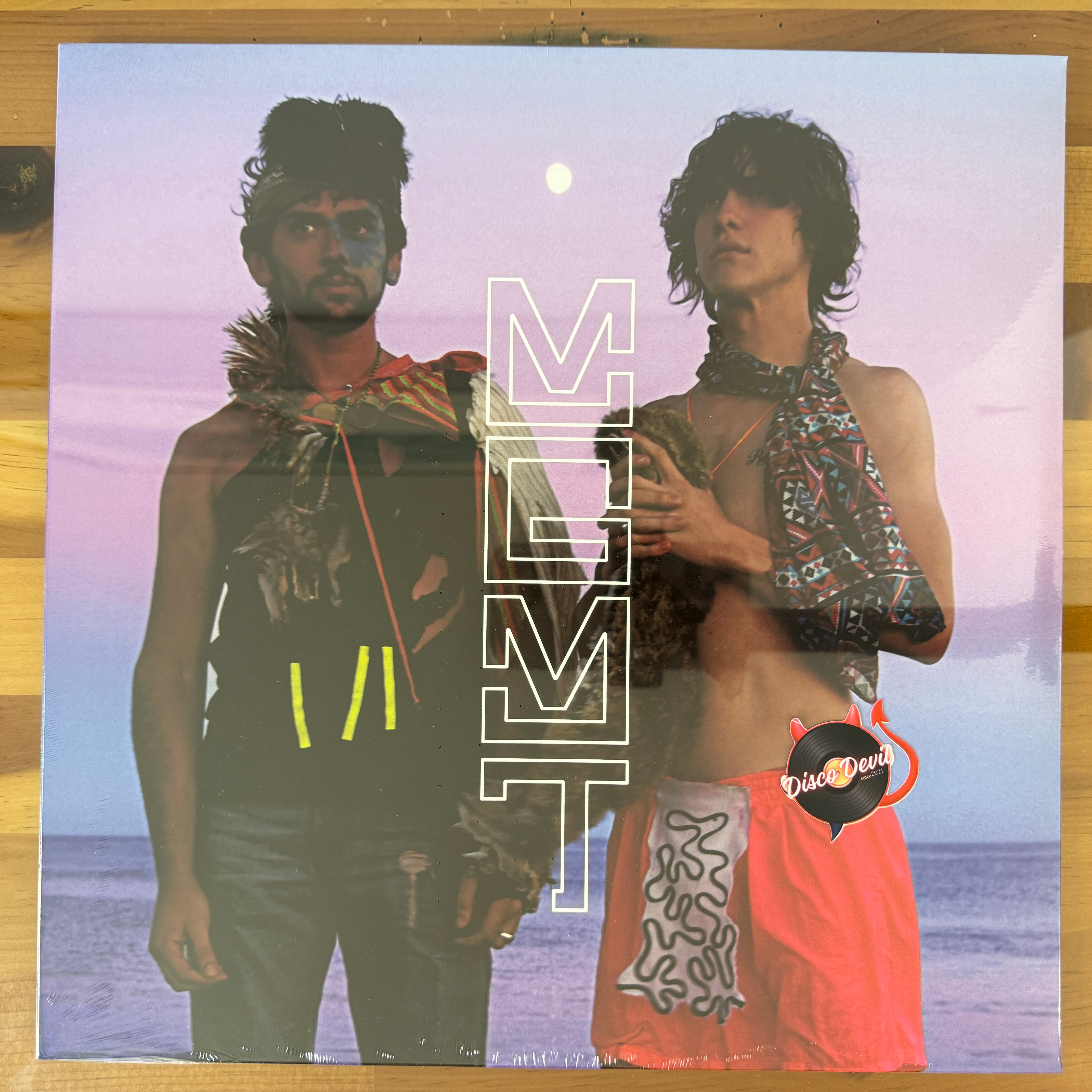 MGMT - Oracular Spectacular – Disco Devil | Página Oficial