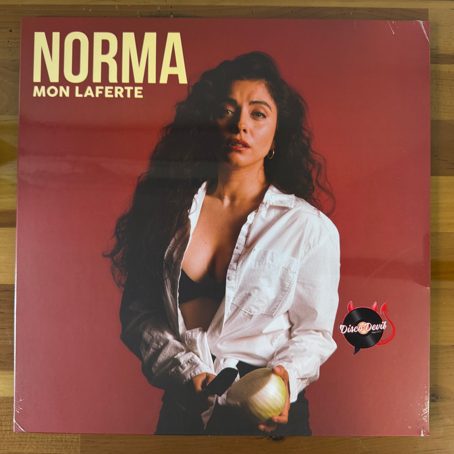 Mon Laferte - Norma