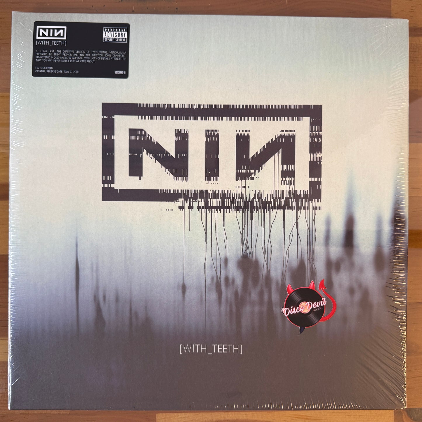Nine Inch Nails - With Teeth