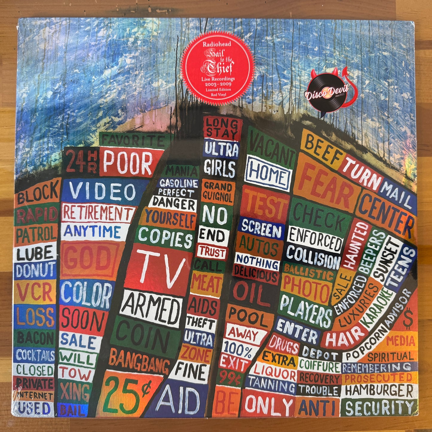 Radiohead - Hail To The Thief (Live Recordings 2003-2009), Red Vinyl