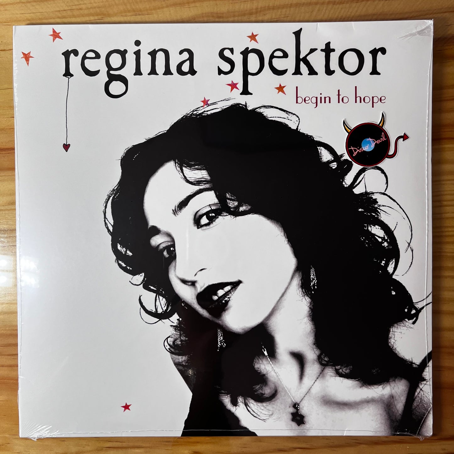 Regina Spector - Begin to Hope